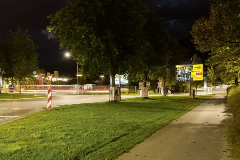 LED-Video-Wall | IKB-DEZ Mediaweb Tirol | Digitale Out-of-Home-Werbung (DOOH)