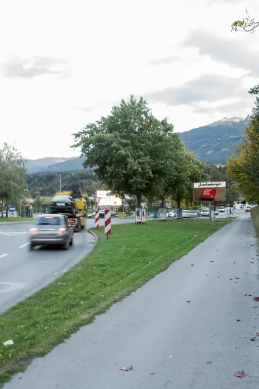 LED-Video-Wall | IKB-DEZ Mediaweb Tirol | Digitale Out-of-Home-Werbung (DOOH)