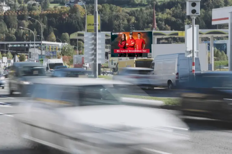 LED-Video-Wall | IKB-Andechstrasse Mediaweb Tirol | Digitale Out-of-Home-Werbung (DOOH)