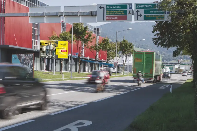 LED-Video-Wall | Dornbirn-Messepark Mediaweb Tirol | Digitale Out-of-Home-Werbung (DOOH)