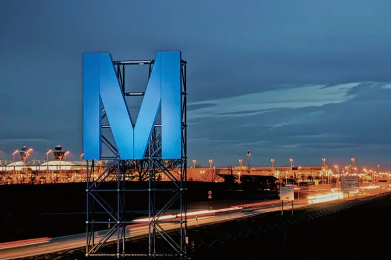 München Flughafen Mediaweb Tirol